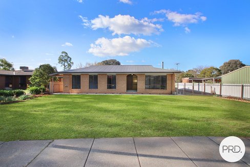 7 Crackenback Street, THURGOONA NSW 2640