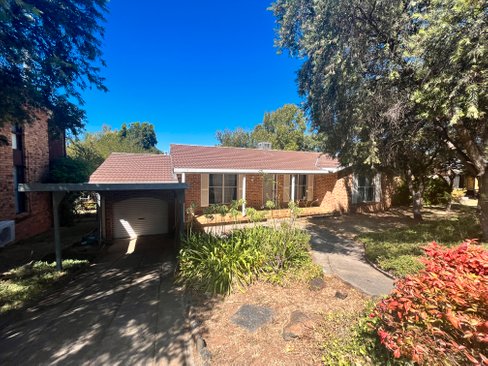 7 Dekalb Street, TAMWORTH NSW 2340