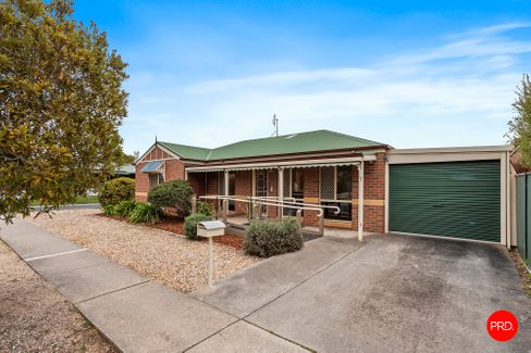 7 Elvey Drive, KANGAROO FLAT VIC 3555