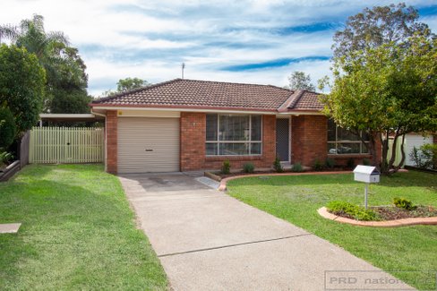7 Eucalyptus Crescent, METFORD NSW 2323