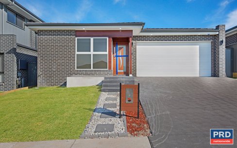 7 Everlasting Street, DENHAM COURT NSW 2565