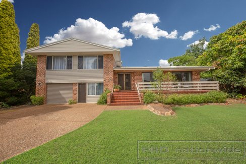 7 Floral Close, TENAMBIT NSW 2323