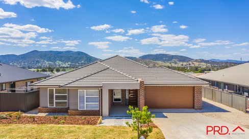 7 Galah Drive, TAMWORTH NSW 2340