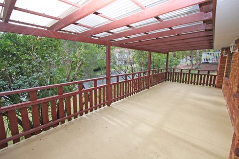 7 Gunyah Grove, ASHMORE QLD 4214