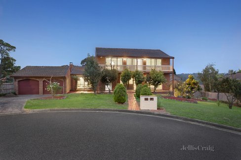 7 Harrington Place Doncaster East 3109