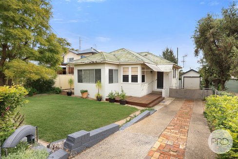 7 High Street, TAMWORTH NSW 2340