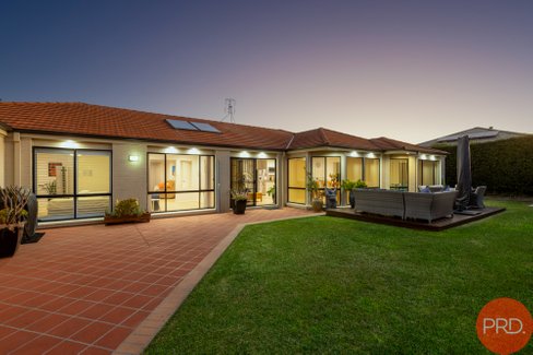 7 Hilltop Crescent, BOLWARRA HEIGHTS NSW 2320