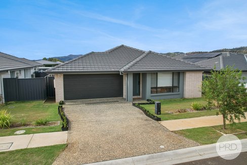 7 Idyllic Street, TAMWORTH