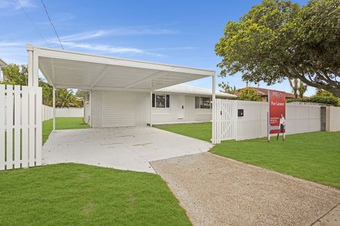 7 Karbunya Street, Mermaid Waters QLD 4218