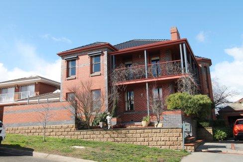 7 Kenvarra Court, BLACK HILL VIC 3350