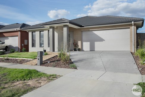 7 Kimball Street, SMYTHES CREEK VIC 3351