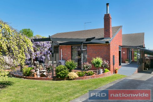 7 Lake View Court, BALLARAT NORTH VIC 3350