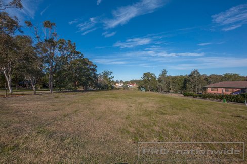 7 Largs Avenue, LARGS NSW 2320
