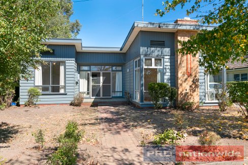 7 Lawrence Street, ALFREDTON VIC 3350