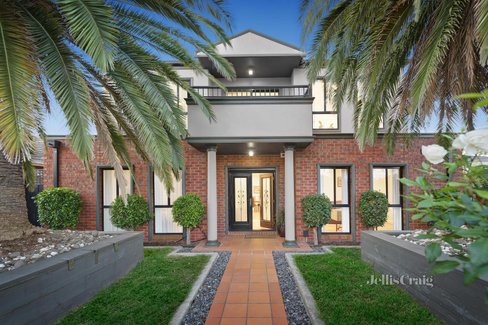 7 London Street Bentleigh 3204