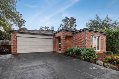 7 Lyons Road Croydon North 3136