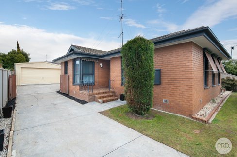 7 Malmesbury Street, WENDOUREE VIC 3355
