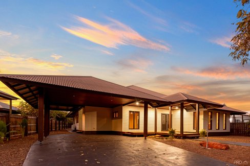 7 Manggala Drive, CABLE BEACH