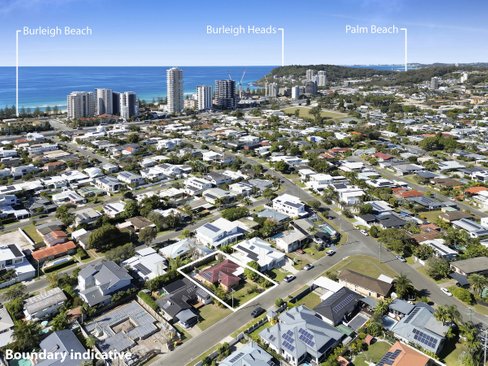 7 Newstead Street, BURLEIGH WATERS QLD 4220