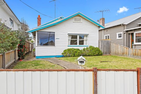7 Orchard Street East Geelong 3219