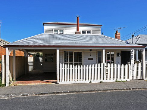 7 Petrel Street Geelong West 3218