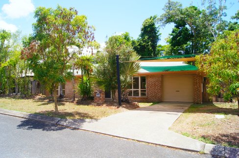 7 Phoenix Court, JUBILEE POCKET QLD 4802