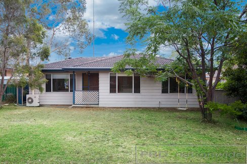 7 Purdom Close, THORNTON NSW 2322