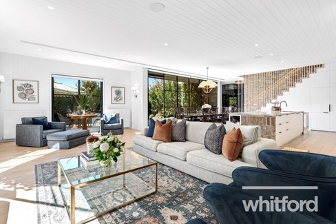 7 Queens Road, Newtown