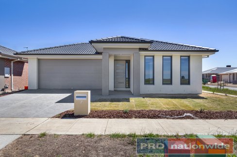 7 Roscommon Avenue, ALFREDTON VIC 3350