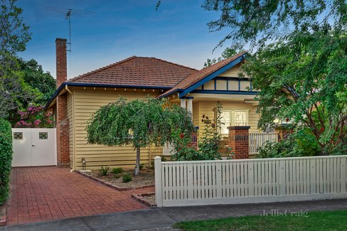 7 Ross Street Surrey Hills 3127