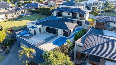 7 San Simeon Circuit, SAPPHIRE BEACH NSW 2450