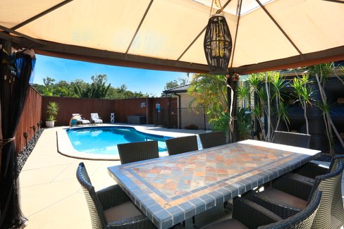 7 Sexton Court, MOLENDINAR QLD 4214