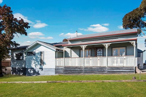 7 Stone Street, LONG GULLY VIC 3550