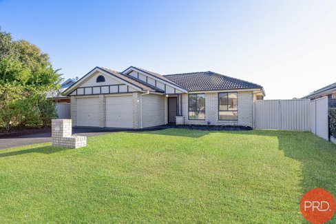 7 Streeton Drive, METFORD NSW 2323