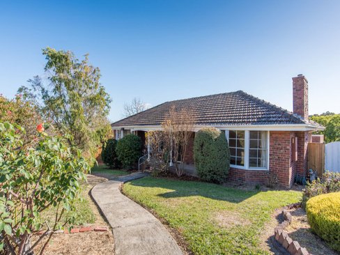 7 Sweetland Road Mooroolbark 3138