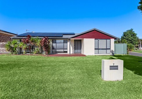 7 Timms Place, HORSLEY NSW 2530