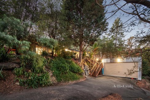 7 Valley Road Wattle Glen 3096