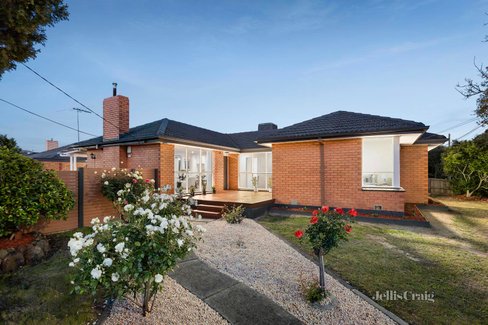 7 Witchwood Crescent Burwood East 3151