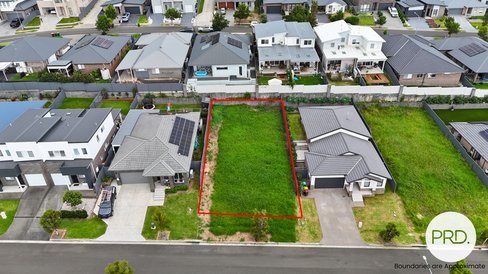 70 Saddleback Crescent, STREAM HILL