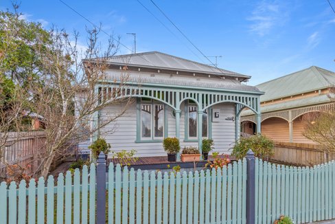 702B Dana Street Ballarat Central 3350