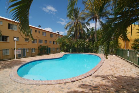 70/3 Eshelby Drive, CANNONVALE QLD 4802