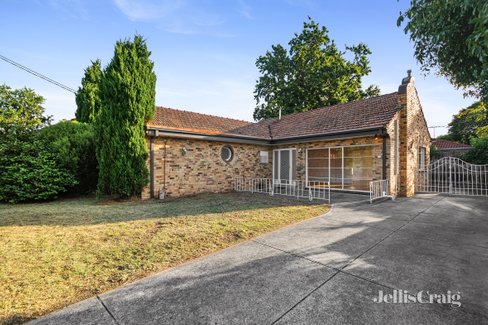 71 Invermay Grove Rosanna 3084