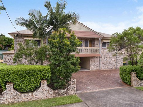 7/10 Surrey Street, NUNDAH QLD 4012