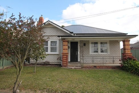710 Talbot Street South, REDAN VIC 3350