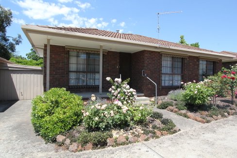 7/106 Burnbank Close, LAKE WENDOUREE VIC 3350