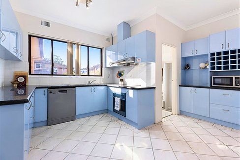 7/12-14 Winchester Street, CARLTON