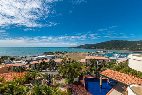 7/12 Golden Orchid Drive, AIRLIE BEACH QLD 4802