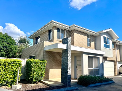 7/120 Cedar Road, CASULA NSW 2170