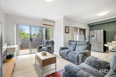 7/13-19 Robert St, Penrith NSW 2750
