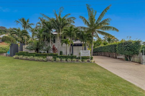 7/14 Waterson Way, AIRLIE BEACH QLD 4802